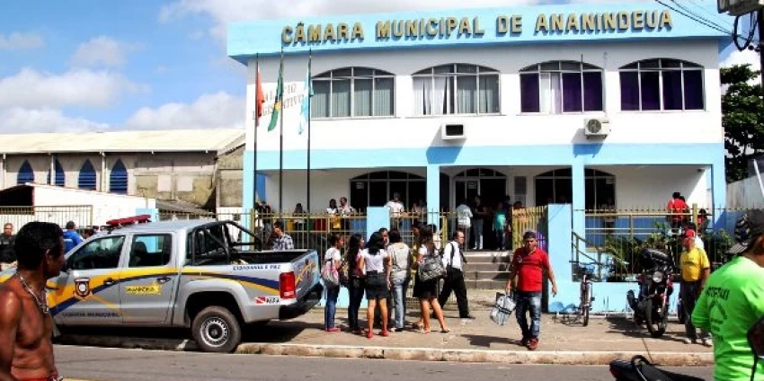 Adolescente morta após estupro coletivo é lembrada em audiência na câmara de Ananindeua