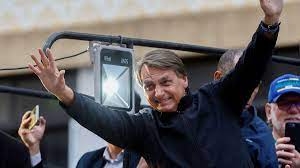Bolsonaro comemora nova queda no preço da gasolina após ter falado ontem em ‘boa notícia’