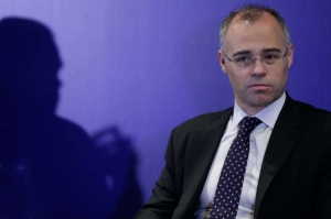 Saiba quem é André Mendonça, o nome ‘terrivelmente evangélico’ para o STF