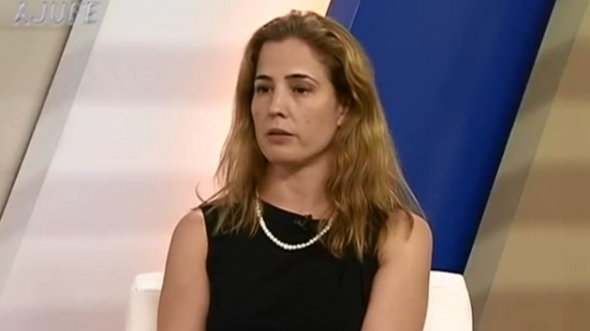 Gabriela Hardt assume processos da Lava Jato após afastamento de Eduardo Appio Leia mais em: https://www.gazetadopovo.com.br/republica/breves/gabriela-hardt-assume-processos-lava-jato-apos-afastamento-eduardo-appio/  Copyright © 2023, Gazeta do Povo.