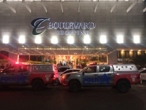 Homem com facão ameaça clientes de restaurante em shopping de Belém