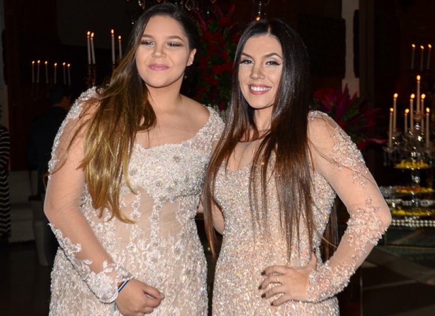 Simony festeja os 15 anos da filha Aysha Benelli